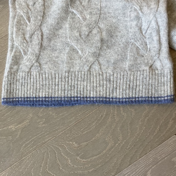 Gray Vineyard Vines turtleneck sweater, size XXS - Picture 7 of 9